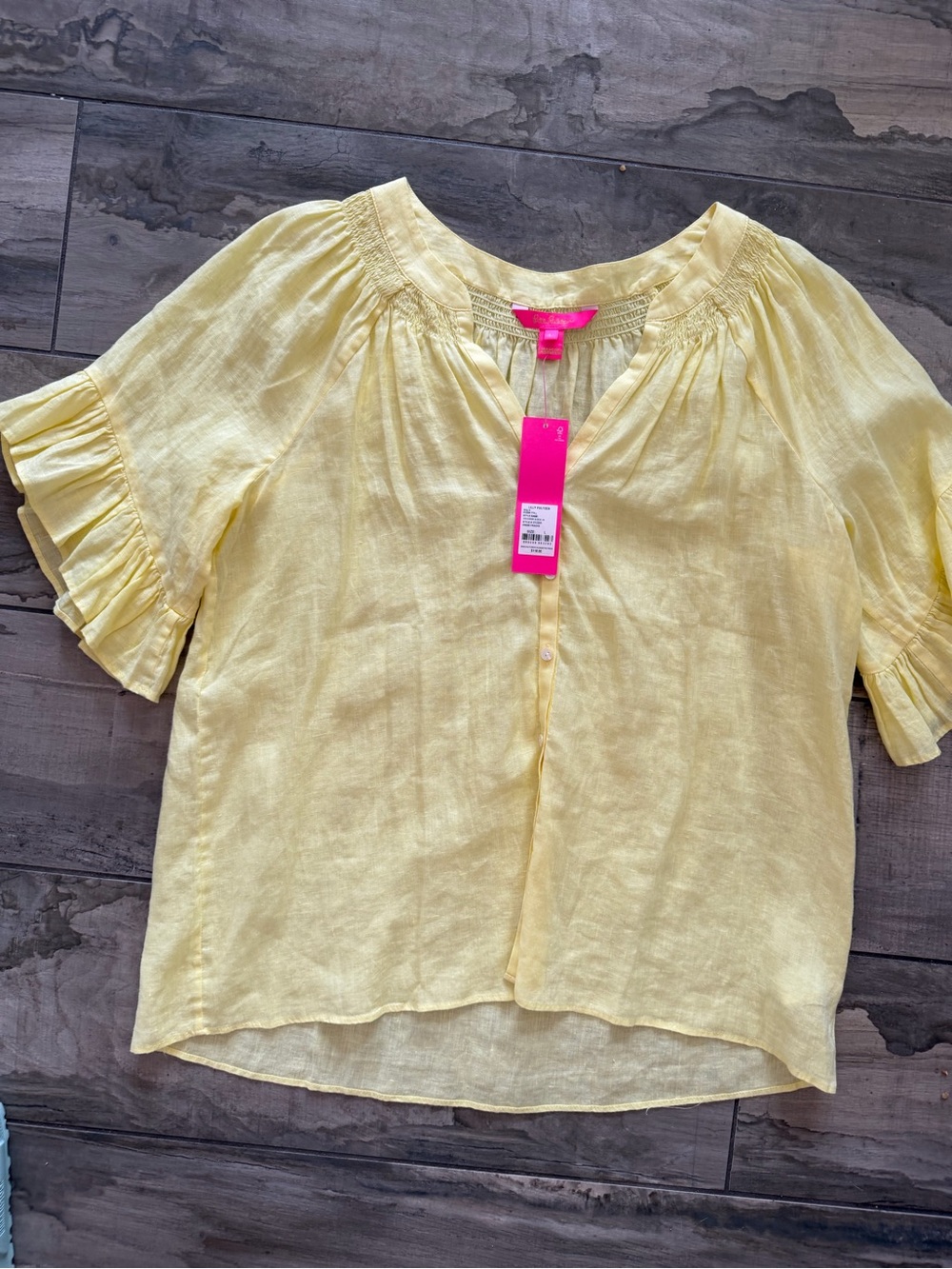 Lilly Pulitzer Tayla Short Sleeve Linen shirt.  Crème Fraiche Size L. NWT
